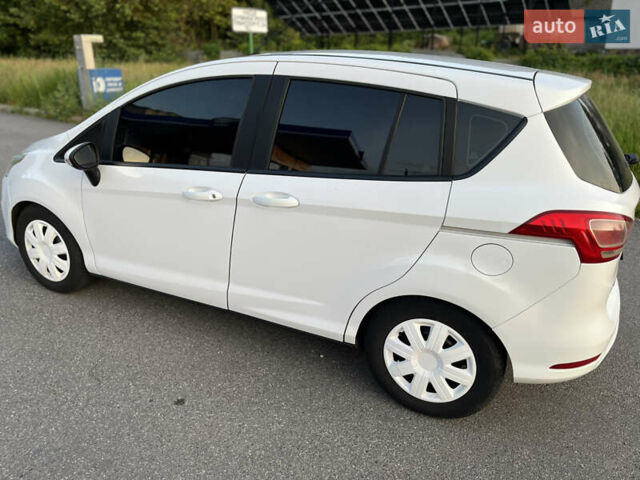 Білий Форд Б-Макс, об'ємом двигуна 1 л та пробігом 175 тис. км за 5700 $, фото 3 на Automoto.ua
