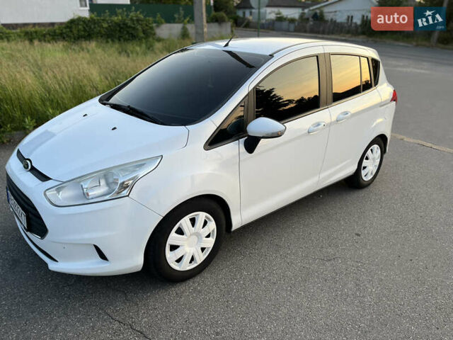 Білий Форд Б-Макс, об'ємом двигуна 1 л та пробігом 175 тис. км за 5700 $, фото 4 на Automoto.ua