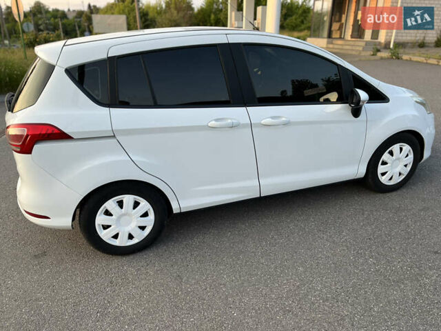 Білий Форд Б-Макс, об'ємом двигуна 1 л та пробігом 175 тис. км за 5700 $, фото 1 на Automoto.ua