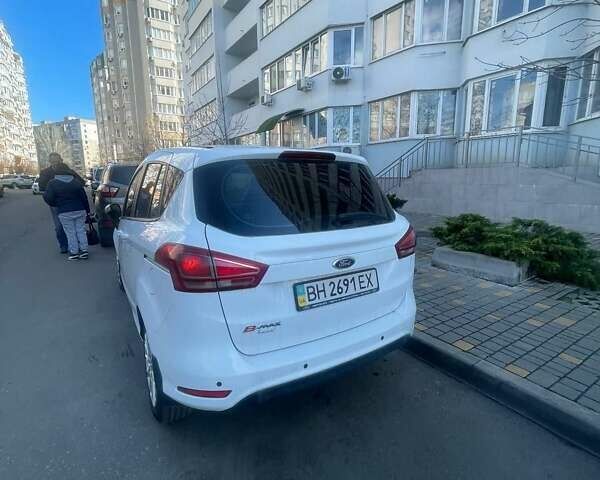 Белый Форд Б-Макс, объемом двигателя 1.5 л и пробегом 257 тыс. км за 7500 $, фото 3 на Automoto.ua