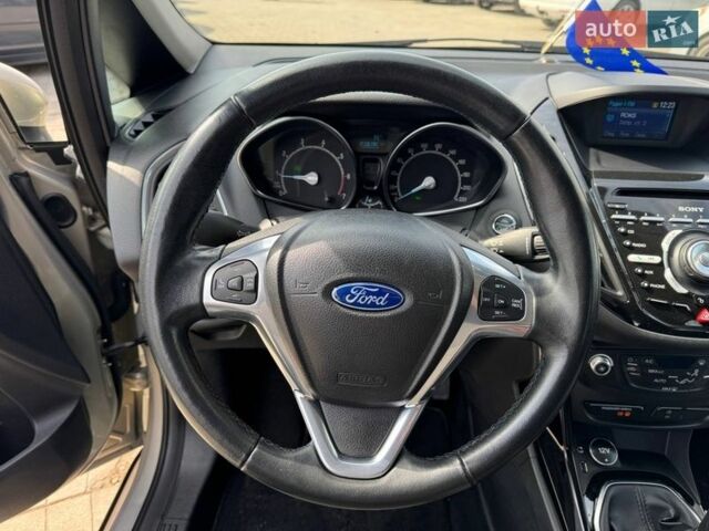 Бежевий Форд Б-Макс, об'ємом двигуна 1 л та пробігом 160 тис. км за 6900 $, фото 11 на Automoto.ua