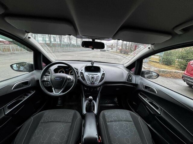 Черный Форд Б-Макс, объемом двигателя 1 л и пробегом 220 тыс. км за 5490 $, фото 10 на Automoto.ua