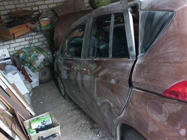 Коричневий Форд Б-Макс, об'ємом двигуна 1 л та пробігом 126 тис. км за 1700 $, фото 8 на Automoto.ua