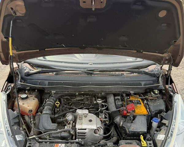 Коричневый Форд Б-Макс, объемом двигателя 1 л и пробегом 140 тыс. км за 1700 $, фото 7 на Automoto.ua