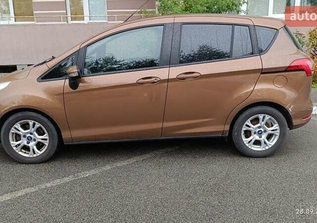 Коричневий Форд Б-Макс, об'ємом двигуна 1 л та пробігом 179 тис. км за 5206 $, фото 13 на Automoto.ua