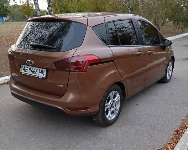 Коричневий Форд Б-Макс, об'ємом двигуна 1 л та пробігом 118 тис. км за 7500 $, фото 2 на Automoto.ua
