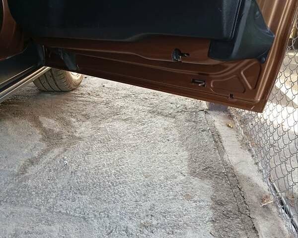 Коричневий Форд Б-Макс, об'ємом двигуна 1 л та пробігом 118 тис. км за 7500 $, фото 54 на Automoto.ua