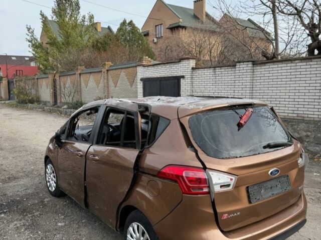Коричневый Форд Б-Макс, объемом двигателя 1 л и пробегом 145 тыс. км за 1700 $, фото 2 на Automoto.ua