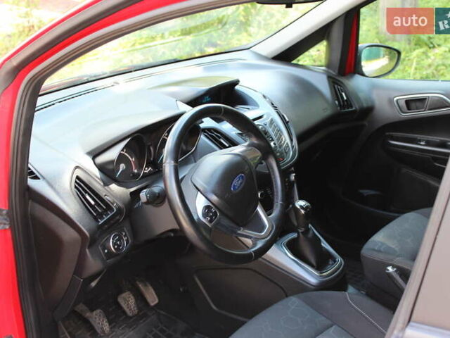 Червоний Форд Б-Макс, об'ємом двигуна 1.6 л та пробігом 251 тис. км за 6800 $, фото 4 на Automoto.ua