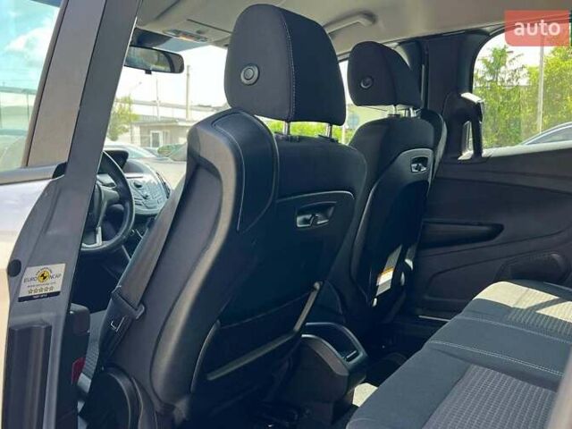 Серый Форд Б-Макс, объемом двигателя 1 л и пробегом 28 тыс. км за 8500 $, фото 23 на Automoto.ua