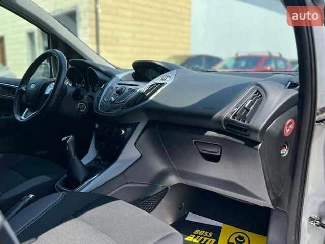 Серый Форд Б-Макс, объемом двигателя 1 л и пробегом 28 тыс. км за 8500 $, фото 19 на Automoto.ua