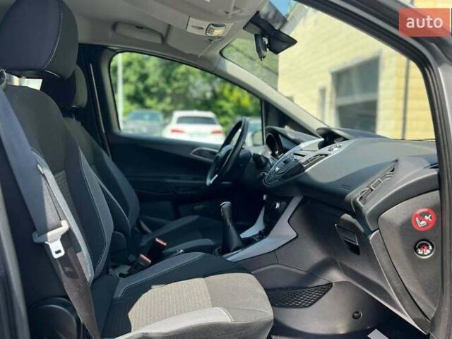 Серый Форд Б-Макс, объемом двигателя 1 л и пробегом 28 тыс. км за 8500 $, фото 20 на Automoto.ua