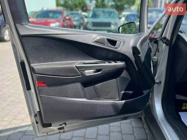 Серый Форд Б-Макс, объемом двигателя 1 л и пробегом 28 тыс. км за 8500 $, фото 6 на Automoto.ua