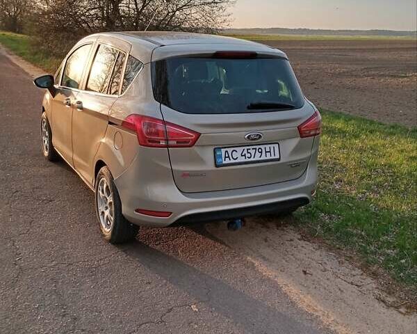 Серый Форд Б-Макс, объемом двигателя 1.56 л и пробегом 218 тыс. км за 7700 $, фото 13 на Automoto.ua