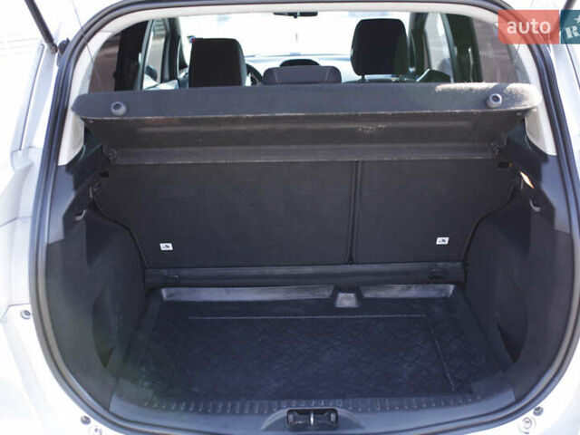 Сірий Форд Б-Макс, об'ємом двигуна 1 л та пробігом 204 тис. км за 6500 $, фото 11 на Automoto.ua