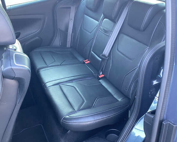 Сірий Форд Б-Макс, об'ємом двигуна 1.6 л та пробігом 138 тис. км за 10500 $, фото 33 на Automoto.ua