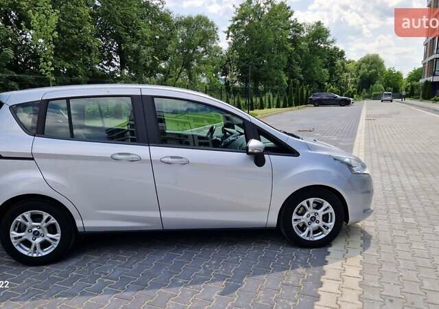 Серый Форд Б-Макс, объемом двигателя 1 л и пробегом 28 тыс. км за 8300 $, фото 8 на Automoto.ua