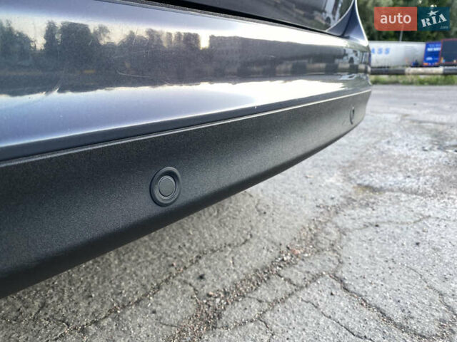 Сірий Форд Б-Макс, об'ємом двигуна 1.6 л та пробігом 138 тис. км за 10500 $, фото 22 на Automoto.ua