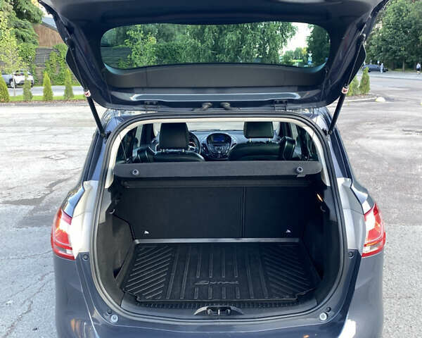 Сірий Форд Б-Макс, об'ємом двигуна 1.6 л та пробігом 138 тис. км за 10500 $, фото 38 на Automoto.ua