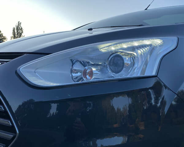 Сірий Форд Б-Макс, об'ємом двигуна 1.6 л та пробігом 138 тис. км за 10500 $, фото 9 на Automoto.ua