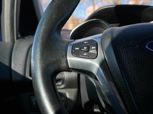 Синій Форд Б-Макс, об'ємом двигуна 1 л та пробігом 145 тис. км за 6999 $, фото 8 на Automoto.ua