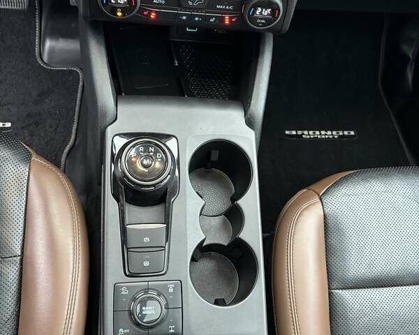 Черный Форд Бронко, объемом двигателя 2 л и пробегом 62 тыс. км за 26990 $, фото 15 на Automoto.ua