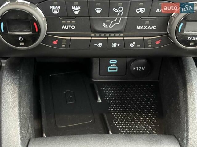 Черный Форд Бронко, объемом двигателя 2 л и пробегом 62 тыс. км за 26990 $, фото 28 на Automoto.ua