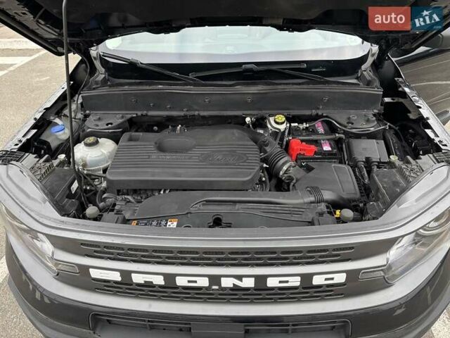 Черный Форд Бронко, объемом двигателя 2 л и пробегом 62 тыс. км за 26990 $, фото 23 на Automoto.ua