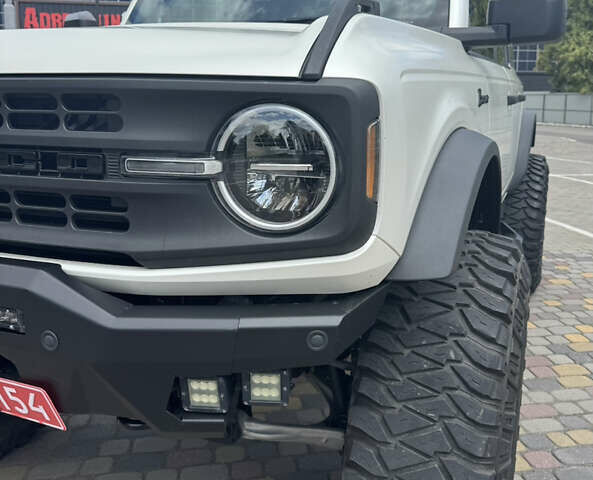 Черный Форд Бронко, объемом двигателя 2.69 л и пробегом 24 тыс. км за 49999 $, фото 3 на Automoto.ua