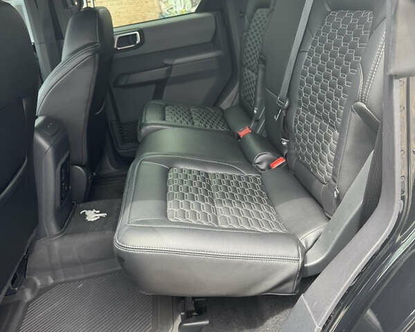 Черный Форд Бронко, объемом двигателя 2.69 л и пробегом 24 тыс. км за 49999 $, фото 7 на Automoto.ua