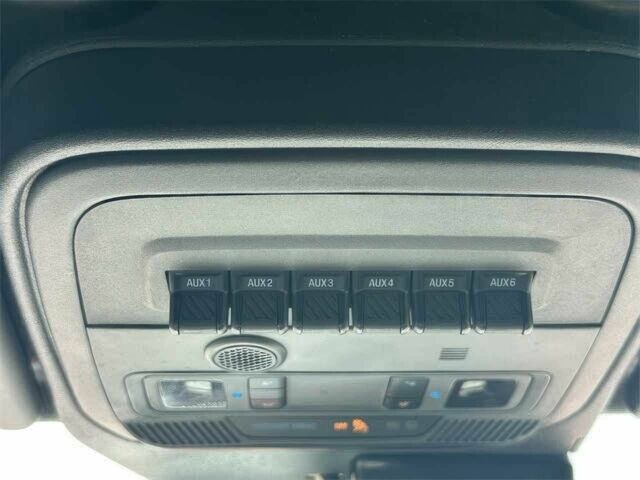 Красный Форд Бронко, объемом двигателя 2.7 л и пробегом 13 тыс. км за 9100 $, фото 9 на Automoto.ua