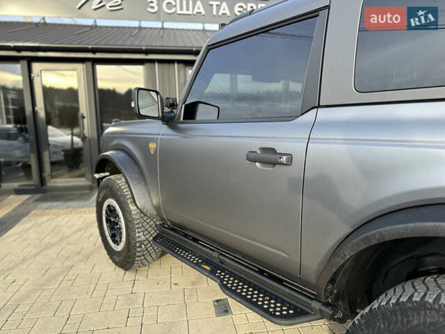 Серый Форд Бронко, объемом двигателя 2.69 л и пробегом 25 тыс. км за 67900 $, фото 17 на Automoto.ua