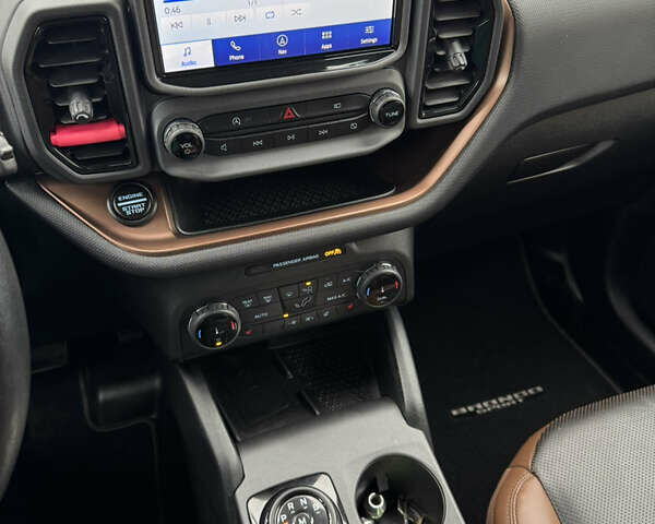 Серый Форд Бронко, объемом двигателя 2 л и пробегом 64 тыс. км за 20500 $, фото 16 на Automoto.ua