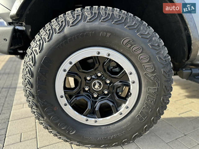 Серый Форд Бронко, объемом двигателя 2.69 л и пробегом 25 тыс. км за 67900 $, фото 23 на Automoto.ua