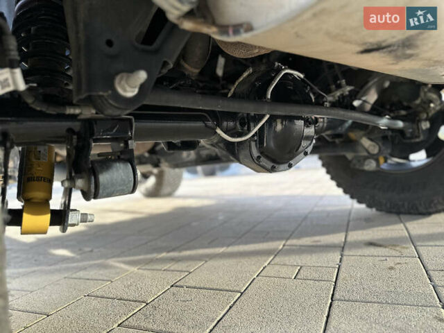 Серый Форд Бронко, объемом двигателя 2.69 л и пробегом 25 тыс. км за 67900 $, фото 25 на Automoto.ua