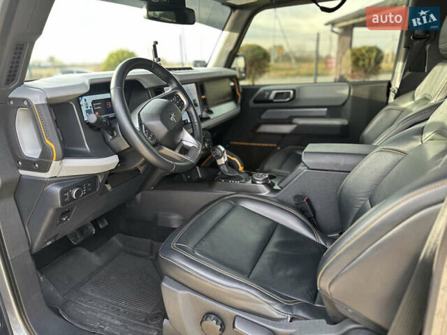 Серый Форд Бронко, объемом двигателя 2.69 л и пробегом 25 тыс. км за 67900 $, фото 27 на Automoto.ua