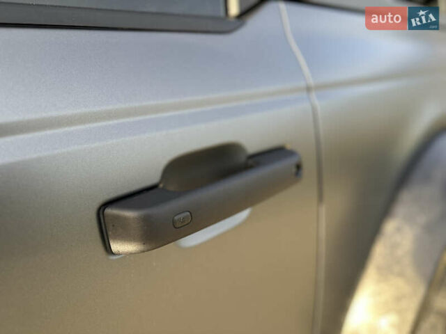 Серый Форд Бронко, объемом двигателя 2.69 л и пробегом 25 тыс. км за 67900 $, фото 26 на Automoto.ua