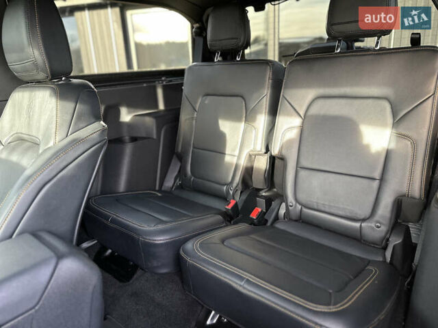 Серый Форд Бронко, объемом двигателя 2.69 л и пробегом 25 тыс. км за 67900 $, фото 30 на Automoto.ua