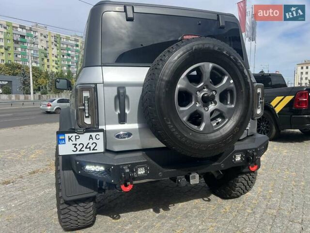 Сірий Форд Бронко, об'ємом двигуна 2.26 л та пробігом 1 тис. км за 63000 $, фото 5 на Automoto.ua