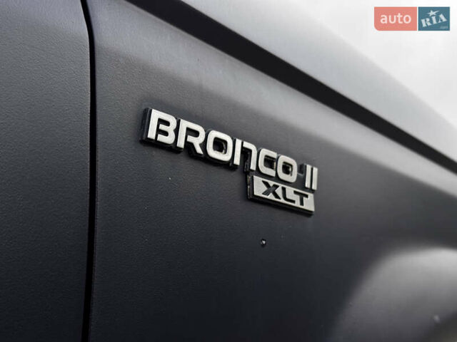 Синій Форд Бронко, об'ємом двигуна 2.9 л та пробігом 150 тис. км за 6400 $, фото 9 на Automoto.ua