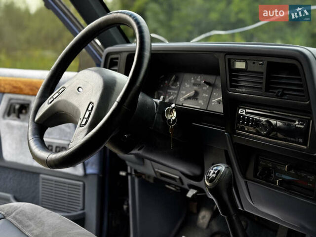 Синій Форд Бронко, об'ємом двигуна 2.9 л та пробігом 150 тис. км за 6400 $, фото 22 на Automoto.ua