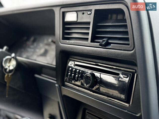 Синій Форд Бронко, об'ємом двигуна 2.9 л та пробігом 150 тис. км за 6400 $, фото 26 на Automoto.ua