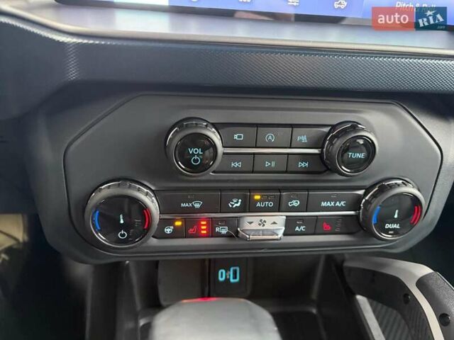 Синій Форд Бронко, об'ємом двигуна 2.69 л та пробігом 20 тис. км за 52000 $, фото 24 на Automoto.ua