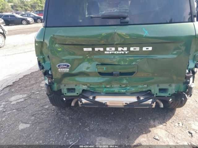 Зелений Форд Бронко, об'ємом двигуна 1.5 л та пробігом 29 тис. км за 7400 $, фото 5 на Automoto.ua