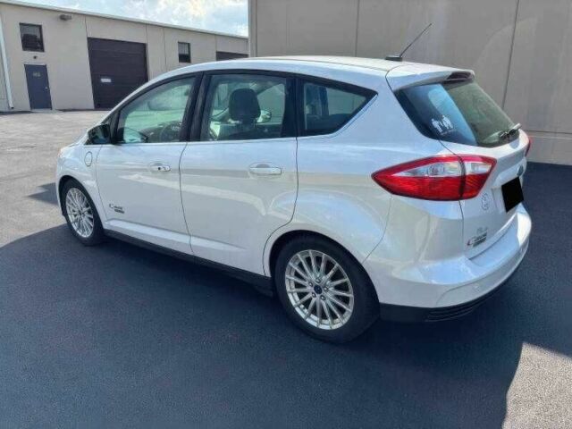 Білий Форд Сі-Макс, об'ємом двигуна 2 л та пробігом 125 тис. км за 5600 $, фото 9 на Automoto.ua