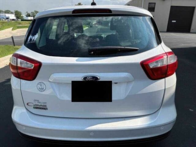 Білий Форд Сі-Макс, об'ємом двигуна 2 л та пробігом 125 тис. км за 5600 $, фото 7 на Automoto.ua