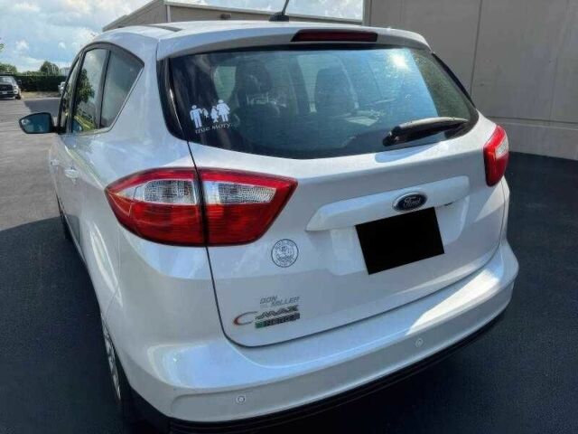 Білий Форд Сі-Макс, об'ємом двигуна 2 л та пробігом 125 тис. км за 5600 $, фото 8 на Automoto.ua