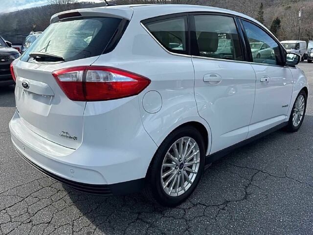 Білий Форд Сі-Макс, об'ємом двигуна 2 л та пробігом 79 тис. км за 6500 $, фото 5 на Automoto.ua