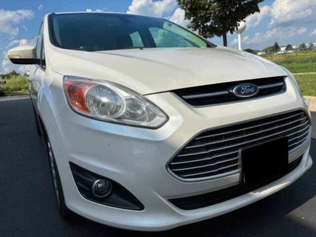 Білий Форд Сі-Макс, об'ємом двигуна 2 л та пробігом 125 тис. км за 5600 $, фото 2 на Automoto.ua