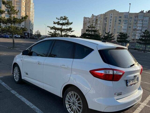 Белый Форд Си-Макс, объемом двигателя 2 л и пробегом 153 тыс. км за 13500 $, фото 7 на Automoto.ua